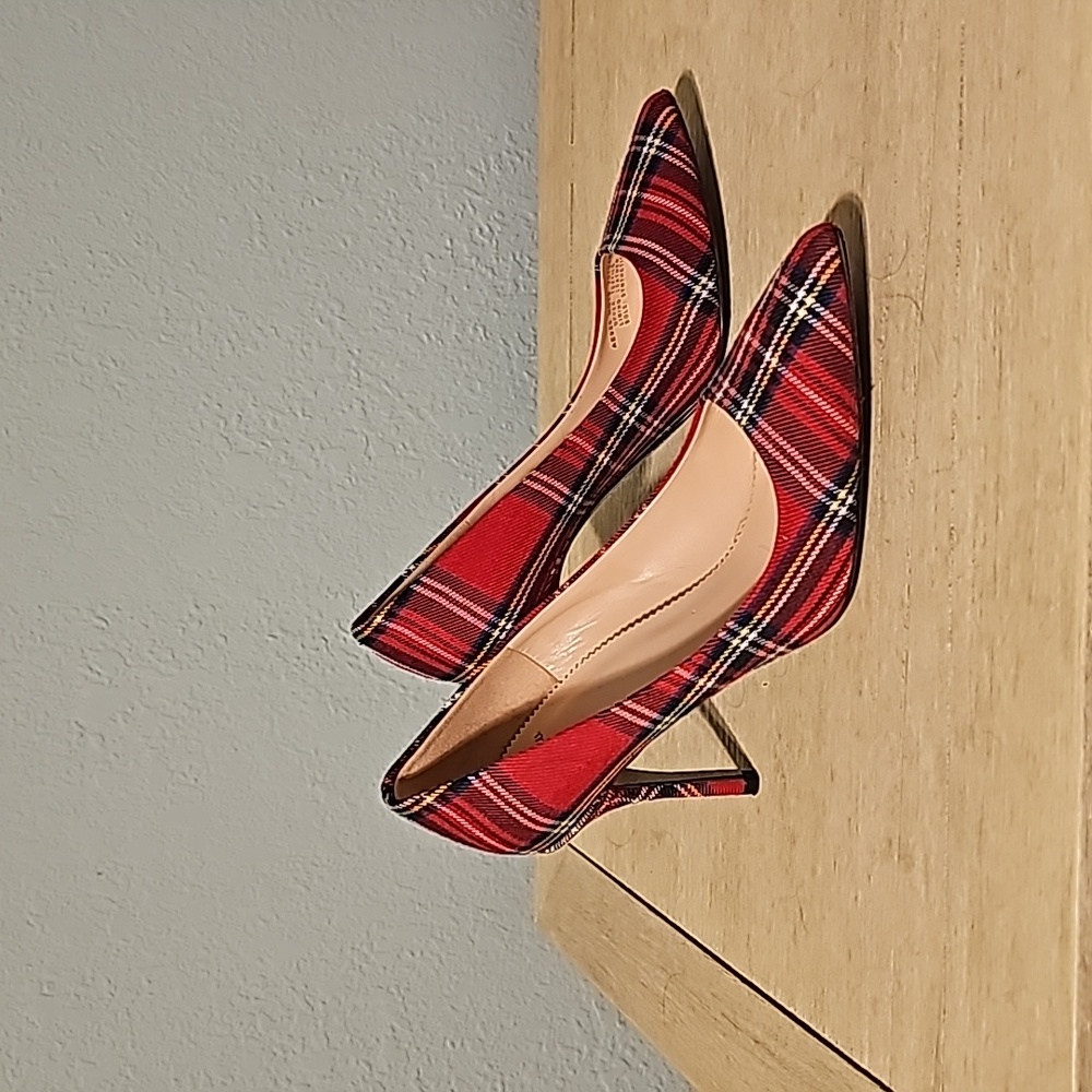 Size 6 J. Crew Plaid Pumps with Glitter sole